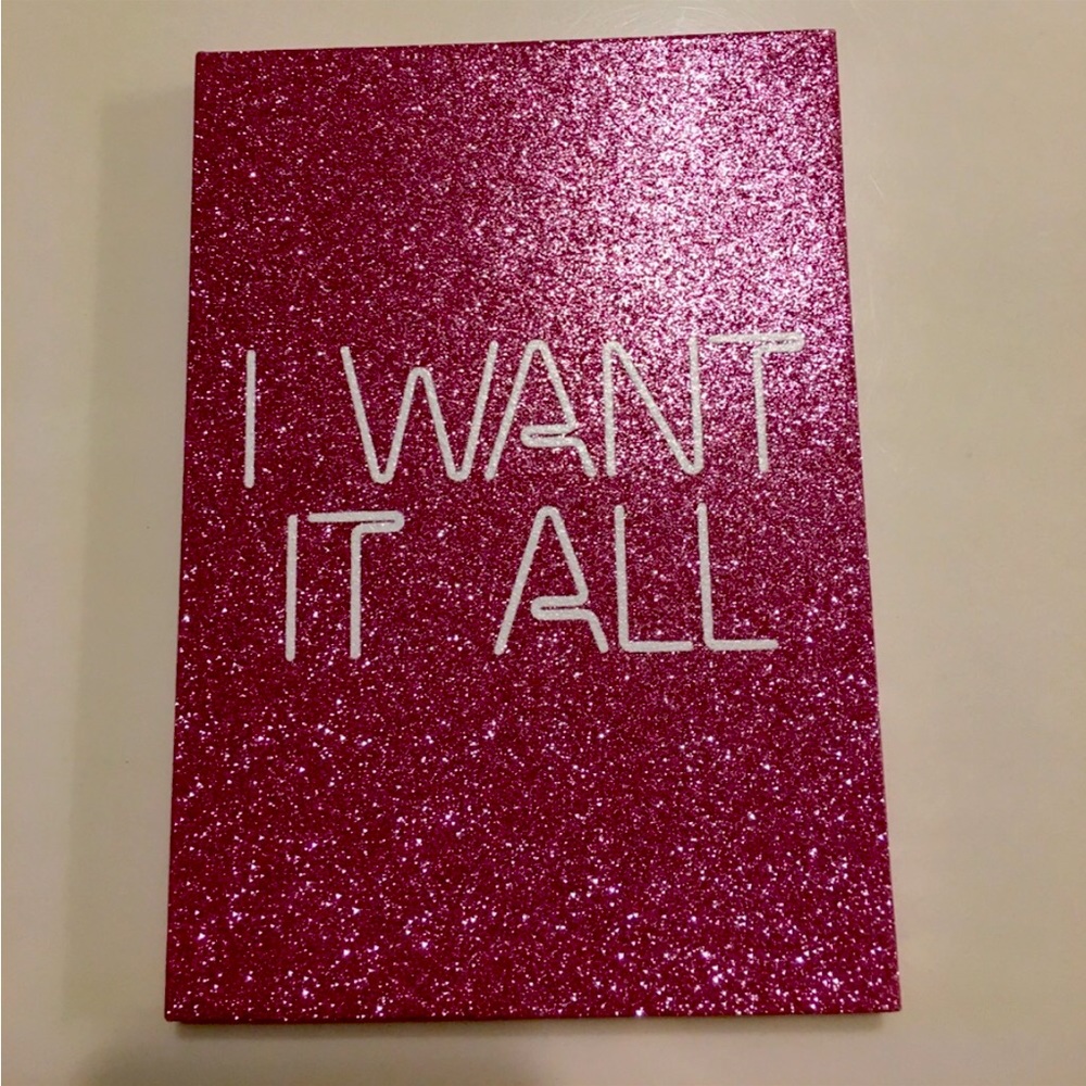 Kylie Jenner birthday palette